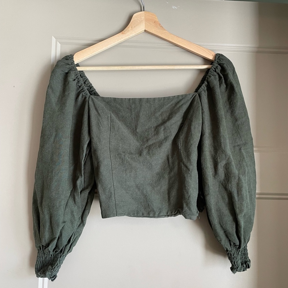 O.P.T. Square neck puff sleeve green crop top
